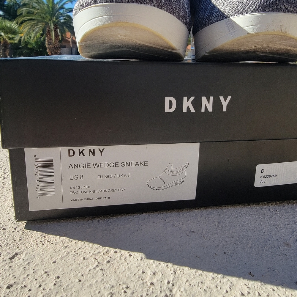DKNY Angie Wedge Sneaker Womens Size 8 - Picture 5 of 6